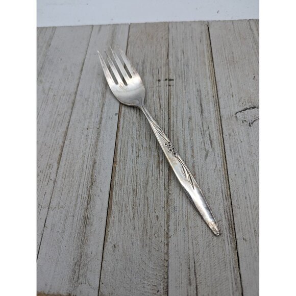 Oneida Community Silverplate Enchandment Gentle Rose Flatware Cold Meat Fork - Picture 1 of 7